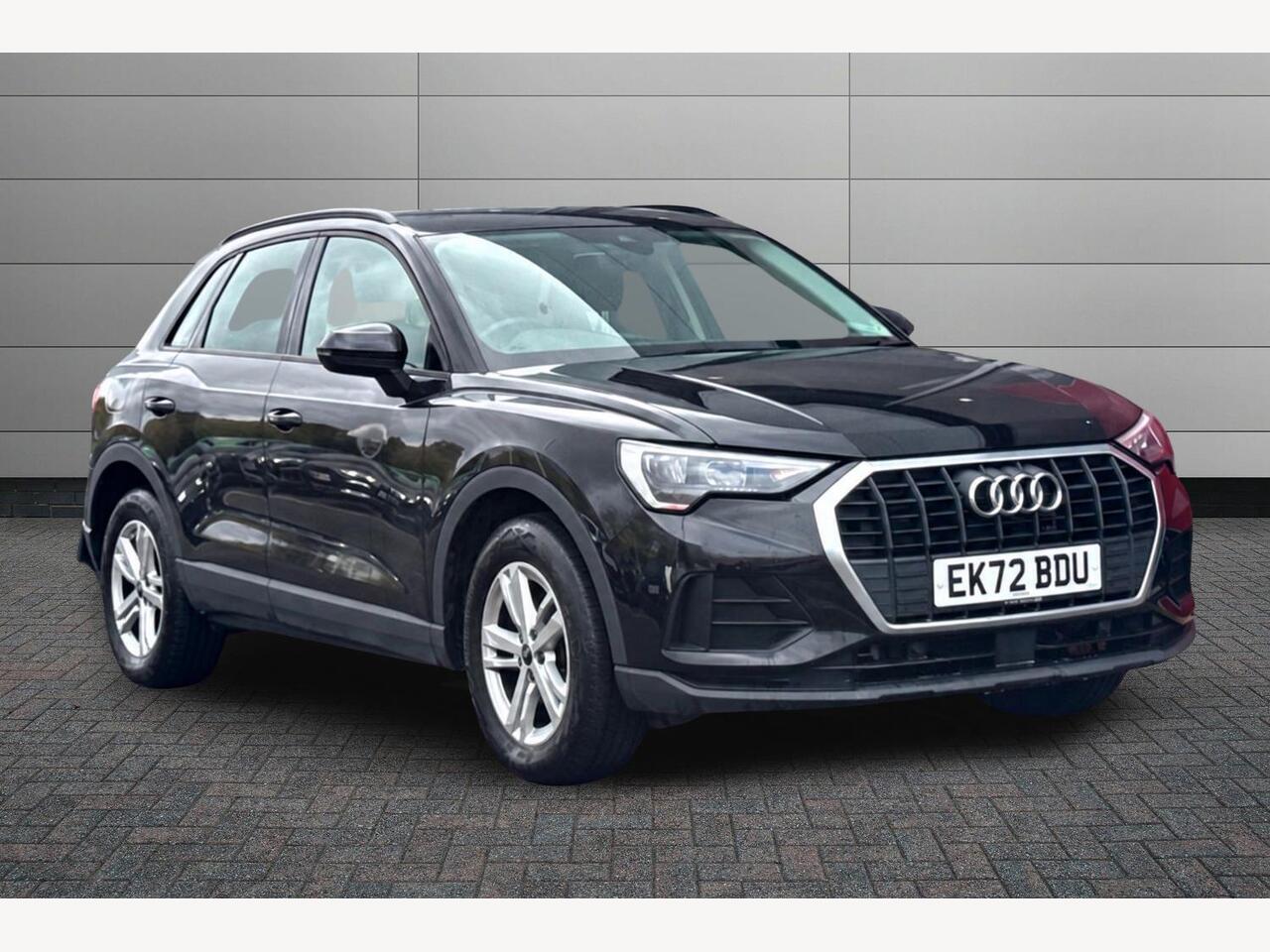 Main listing image - Audi Q3