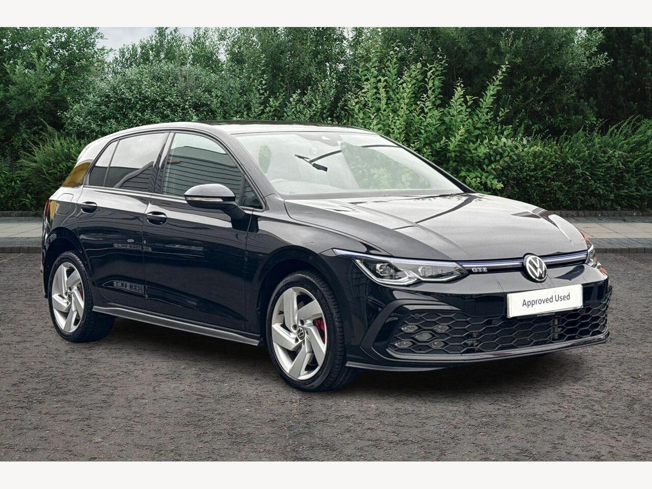 Main listing image - Volkswagen Golf GTE