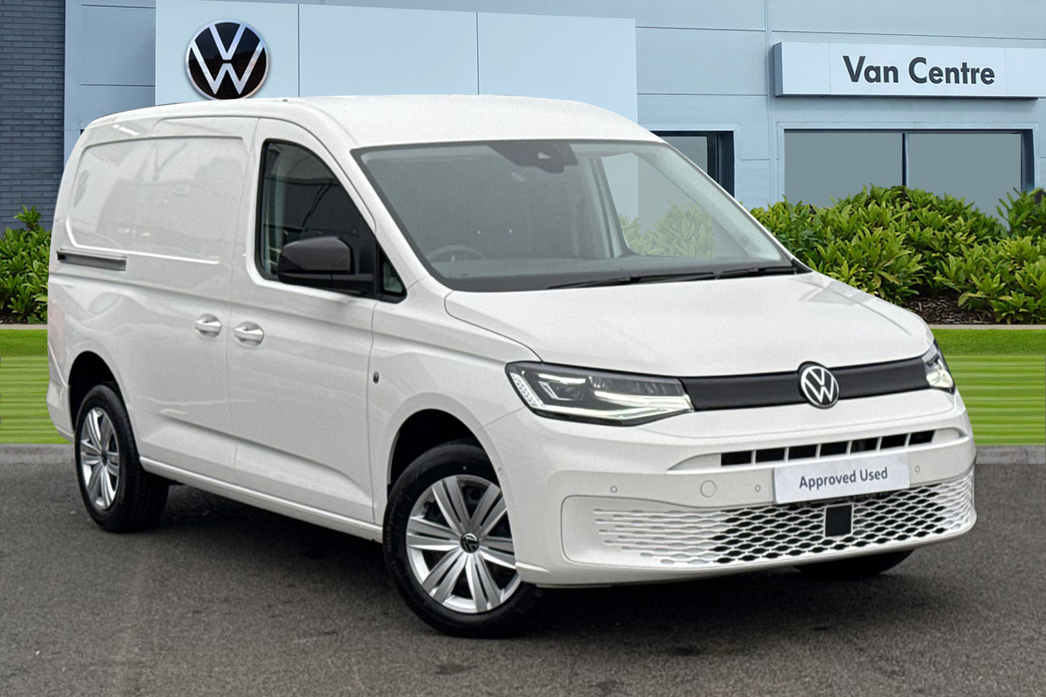 Main listing image - Volkswagen Caddy Maxi