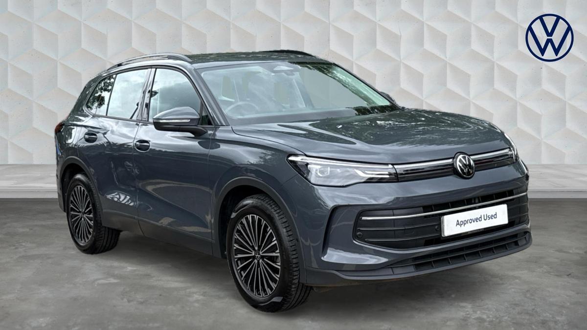 Main listing image - Volkswagen Tiguan