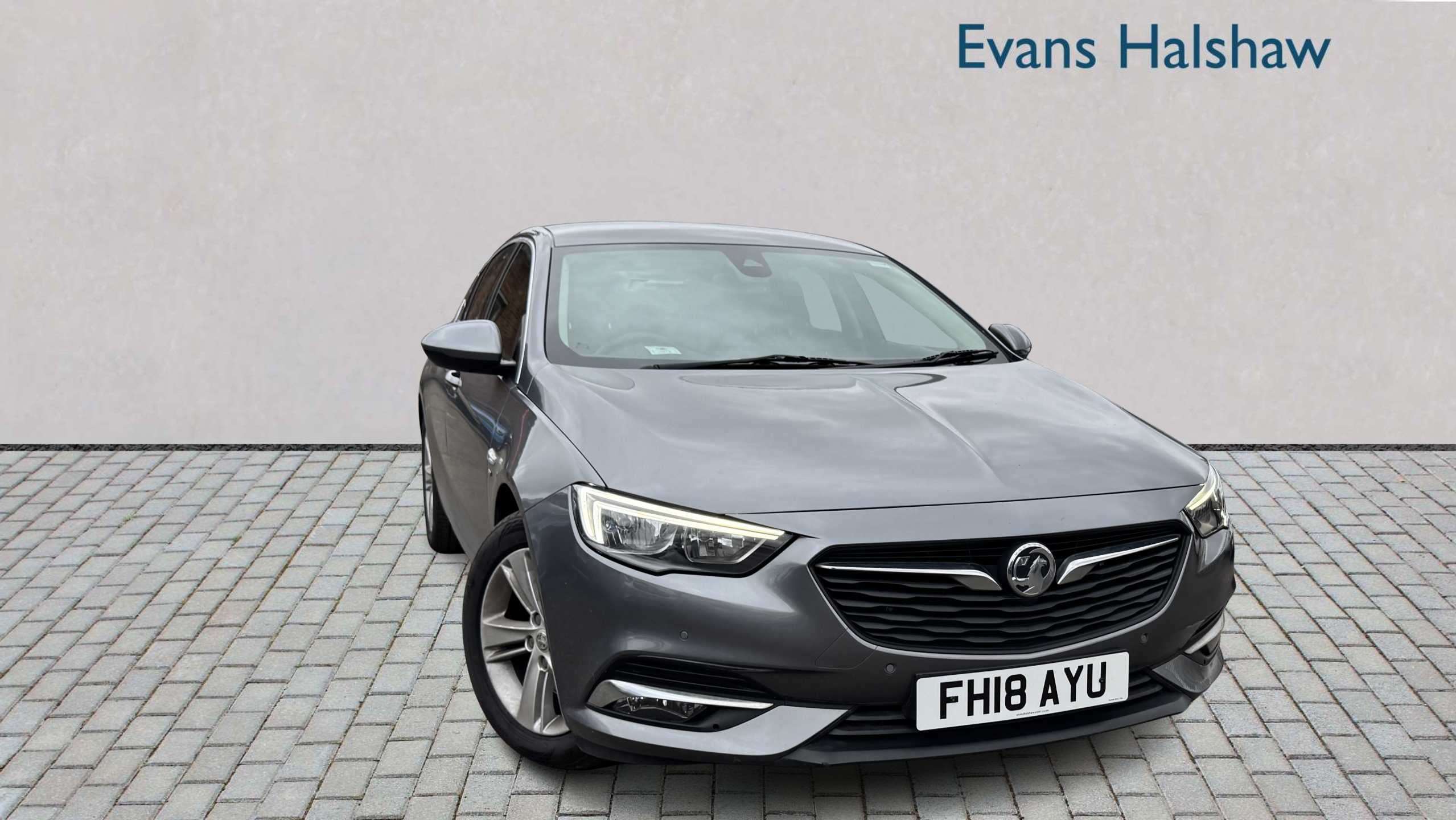 Main listing image - Vauxhall Insignia
