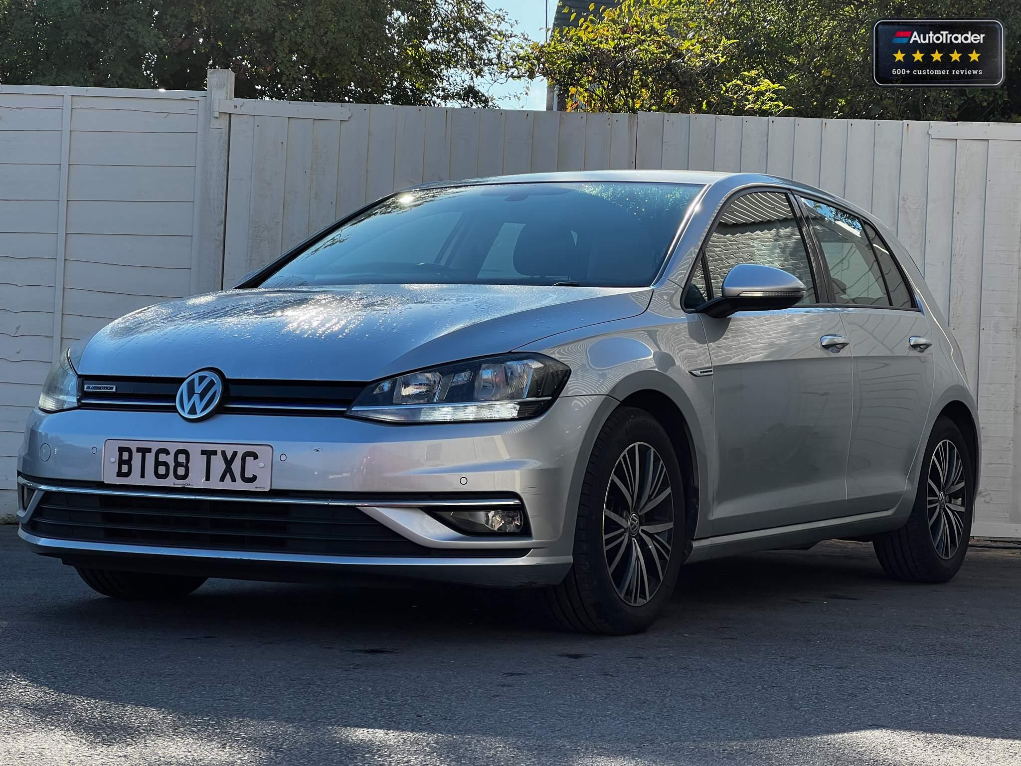 Main listing image - Volkswagen Golf