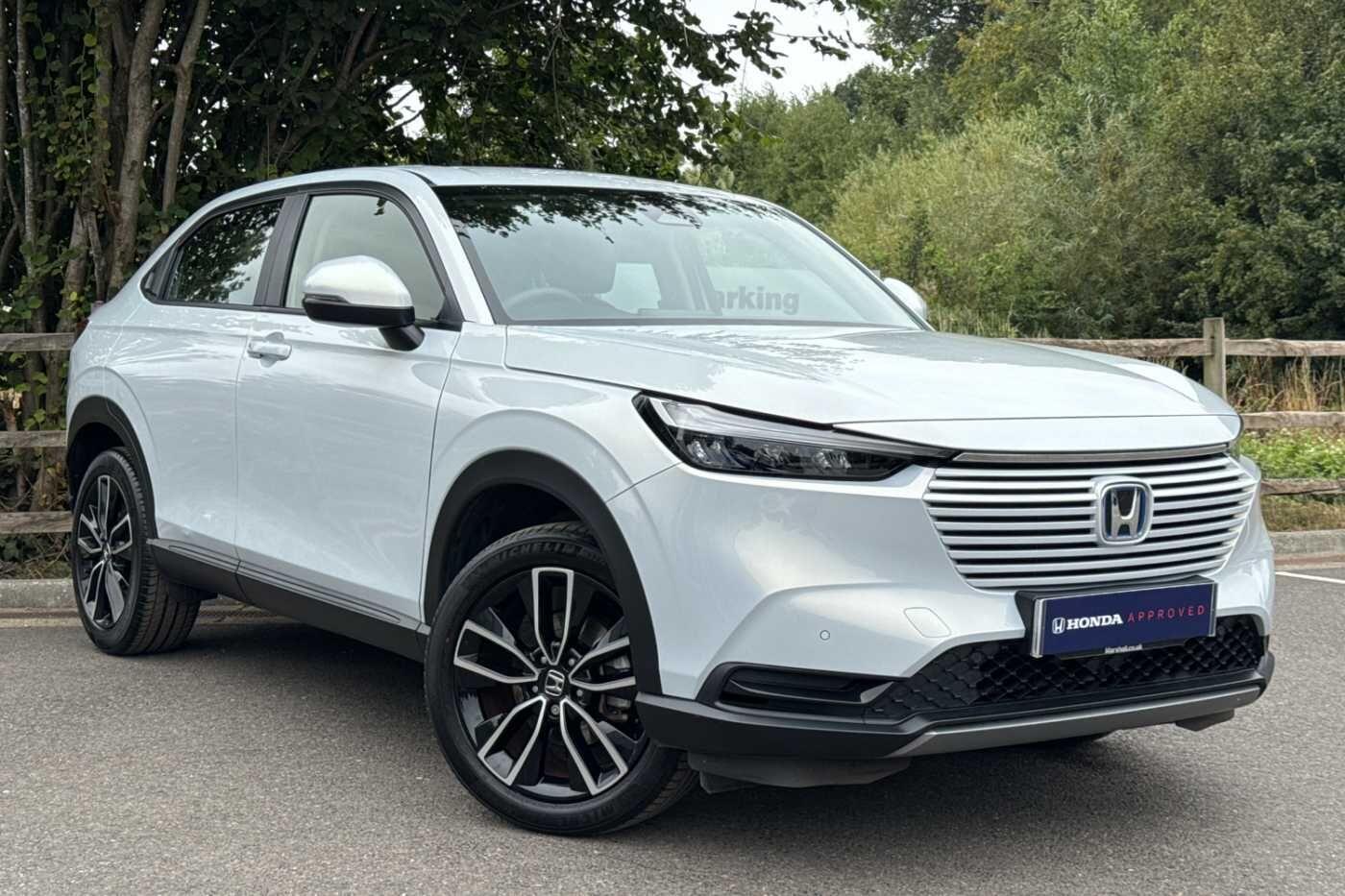 Main listing image - Honda HR-V