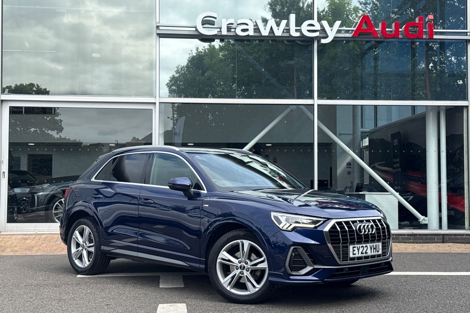 Main listing image - Audi Q3