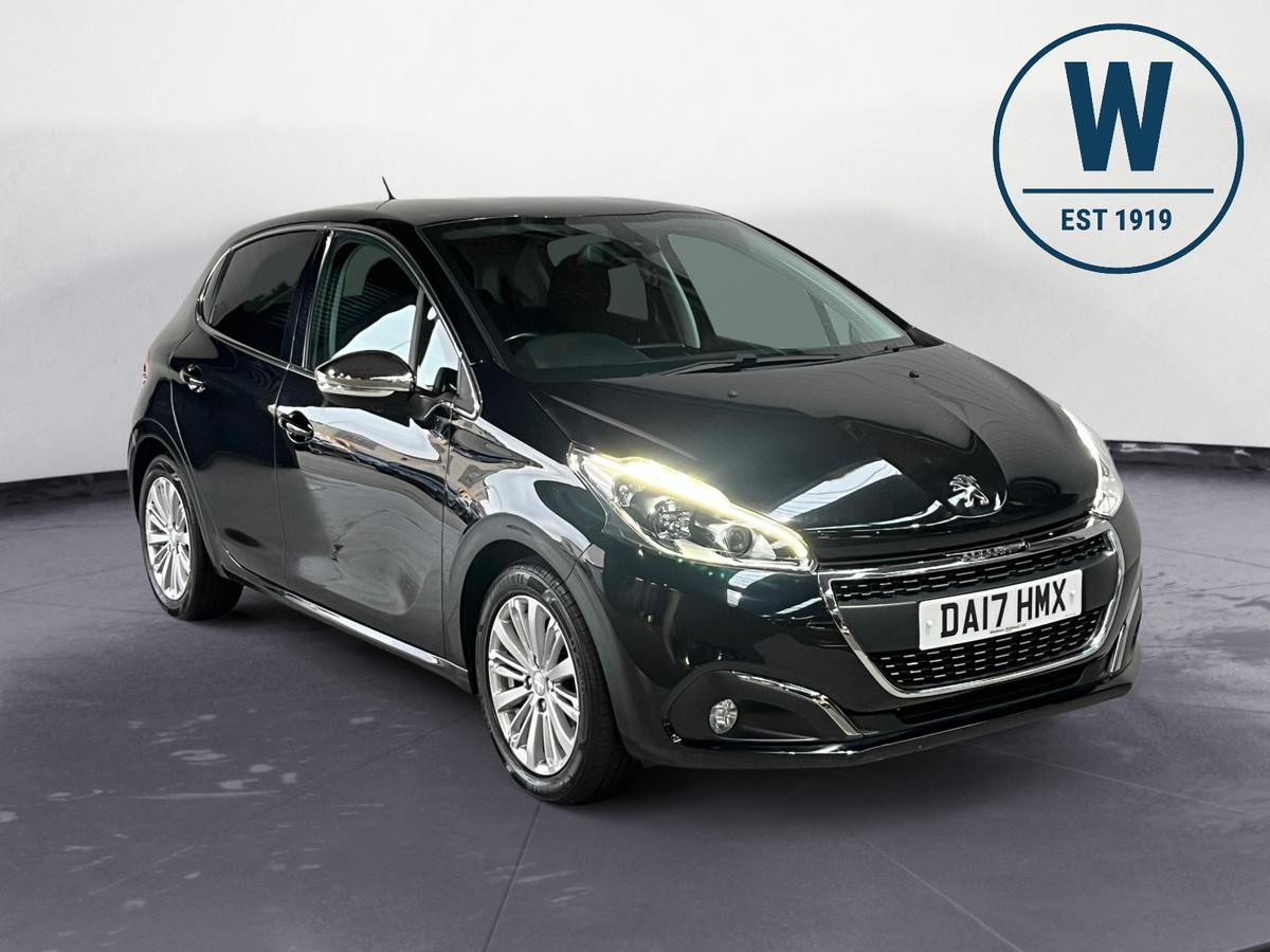 Main listing image - Peugeot 208