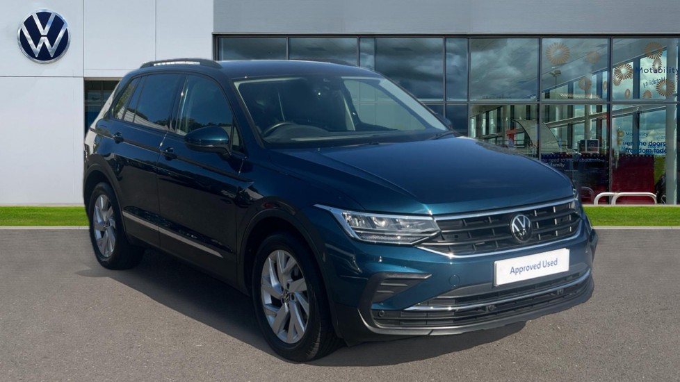 Main listing image - Volkswagen Tiguan