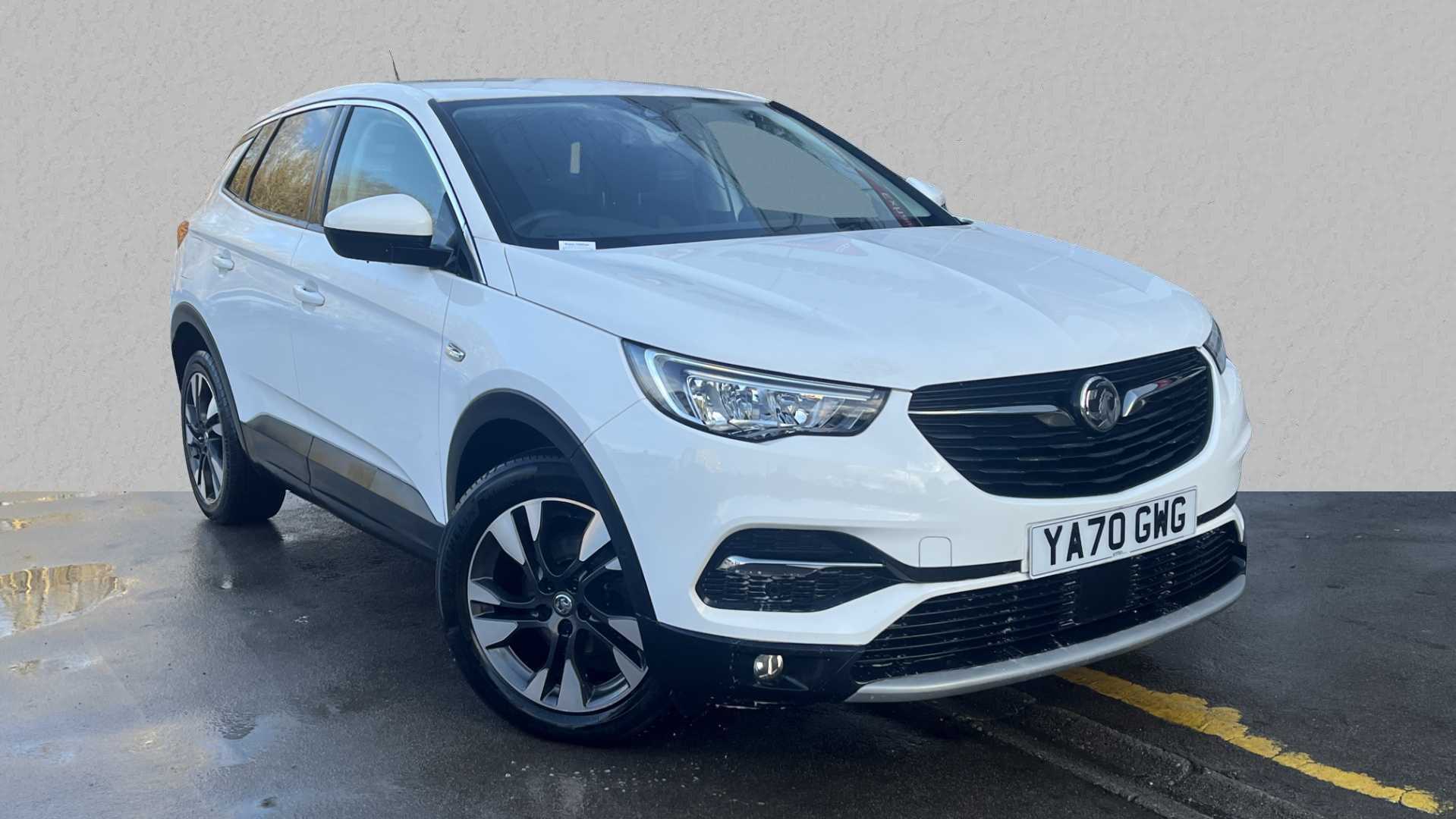 Main listing image - Vauxhall Grandland X