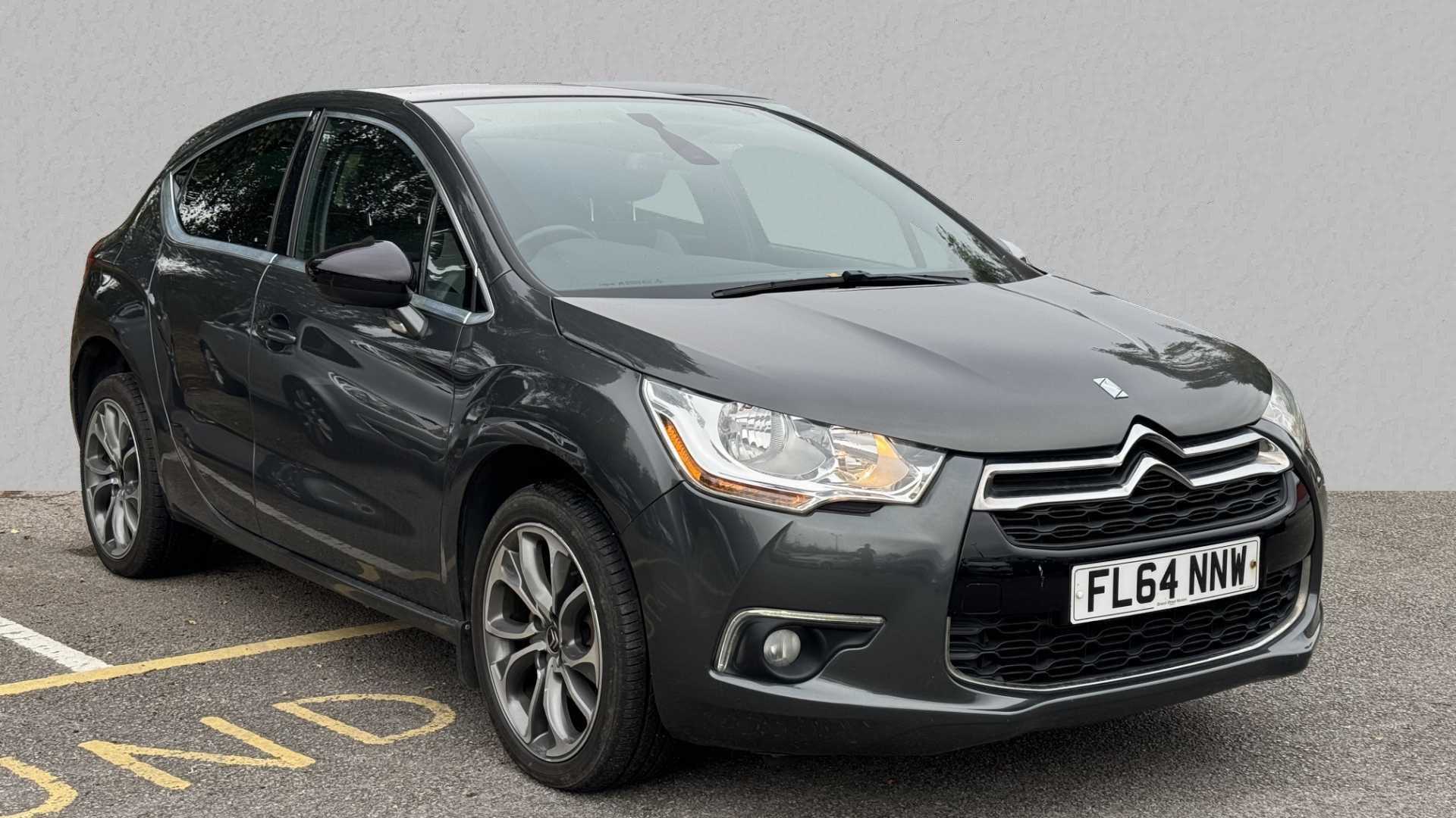 Main listing image - Citroen DS4