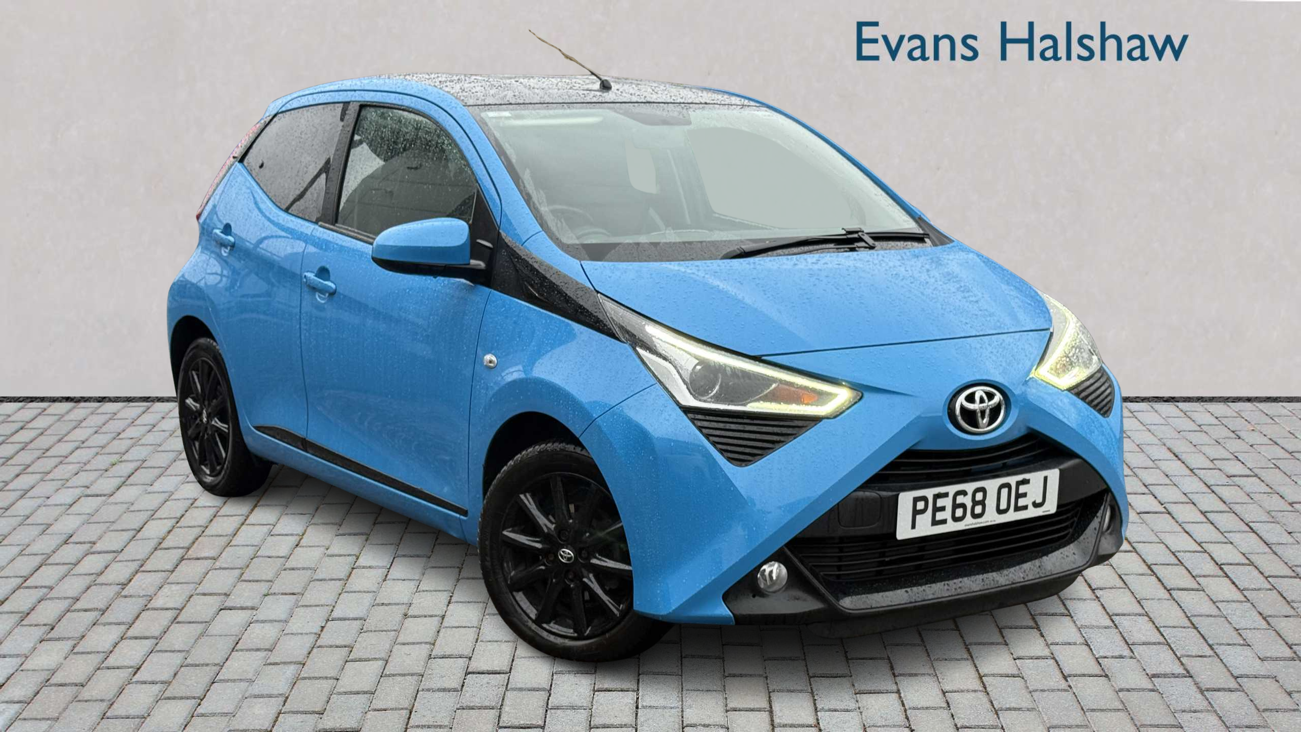 Main listing image - Toyota Aygo