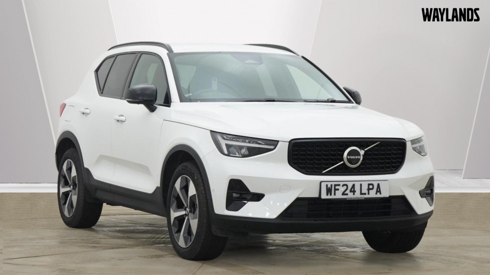 Main listing image - Volvo XC40