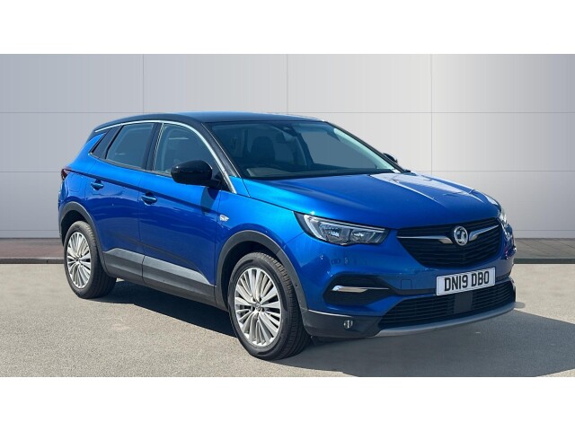 Main listing image - Vauxhall Grandland X