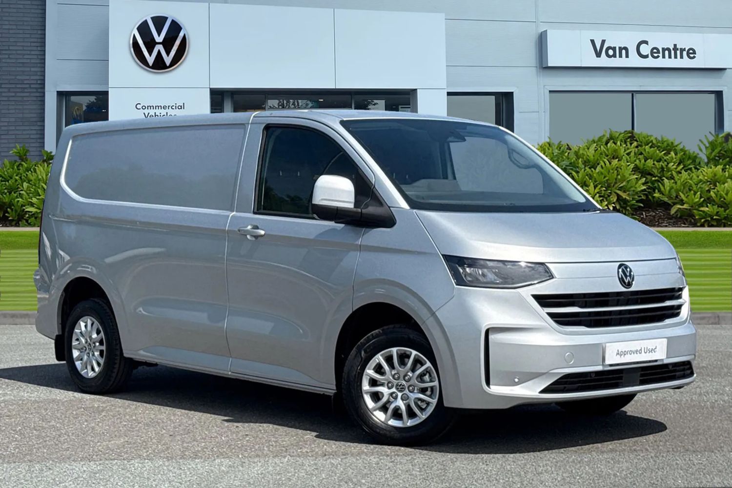 Main listing image - Volkswagen Transporter