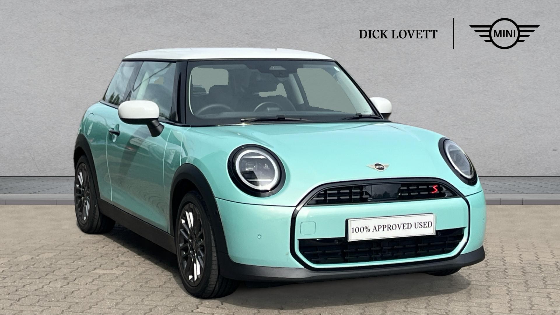 Main listing image - MINI Hatchback