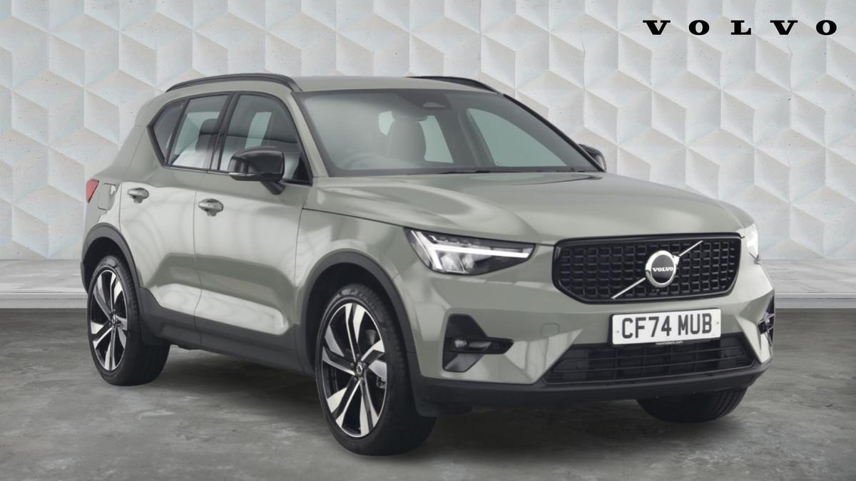 Main listing image - Volvo XC40