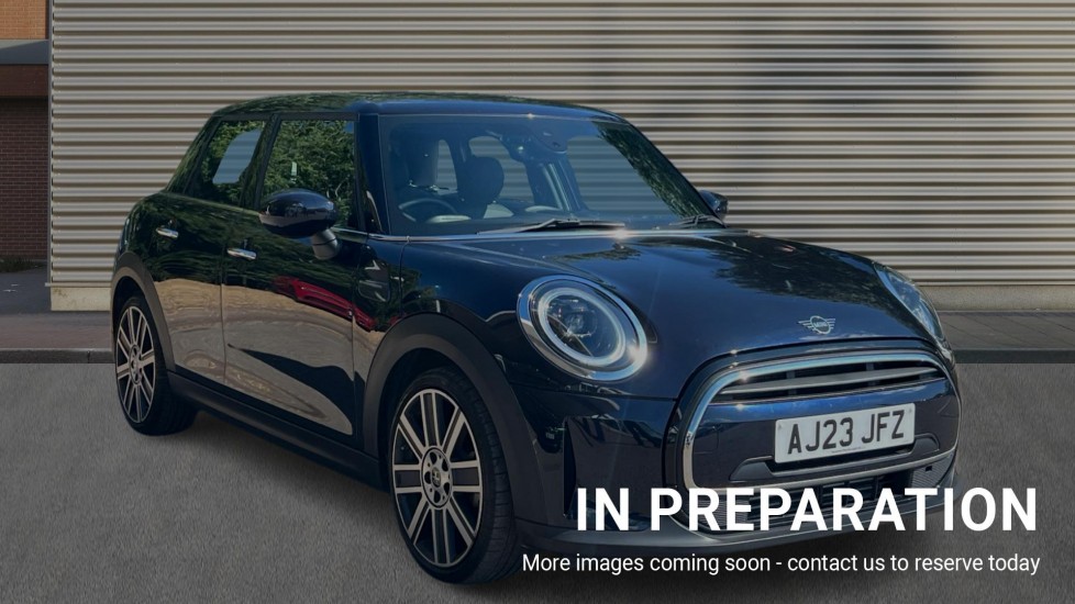 Main listing image - MINI Hatchback 5dr