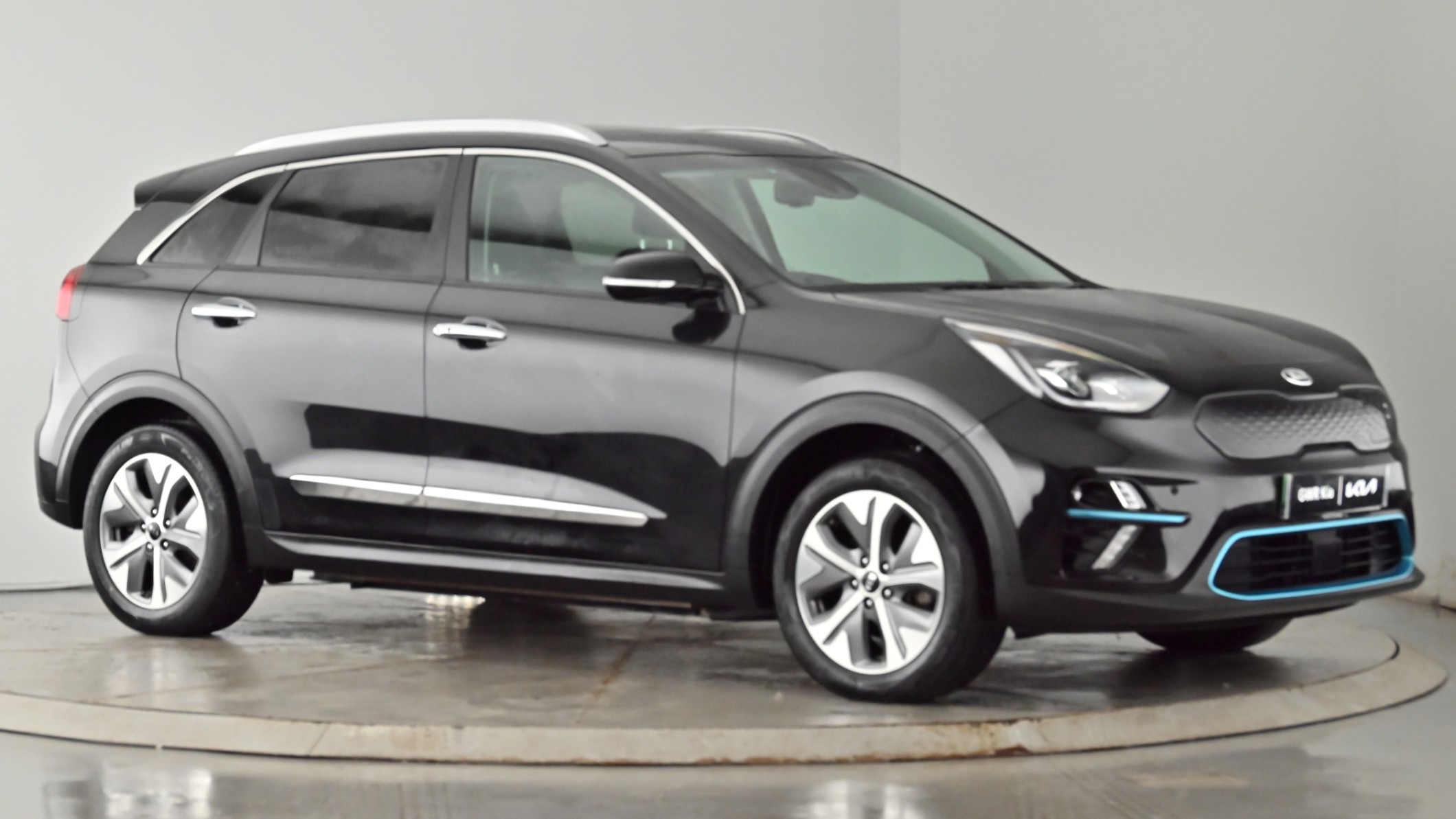 Main listing image - Kia e-Niro