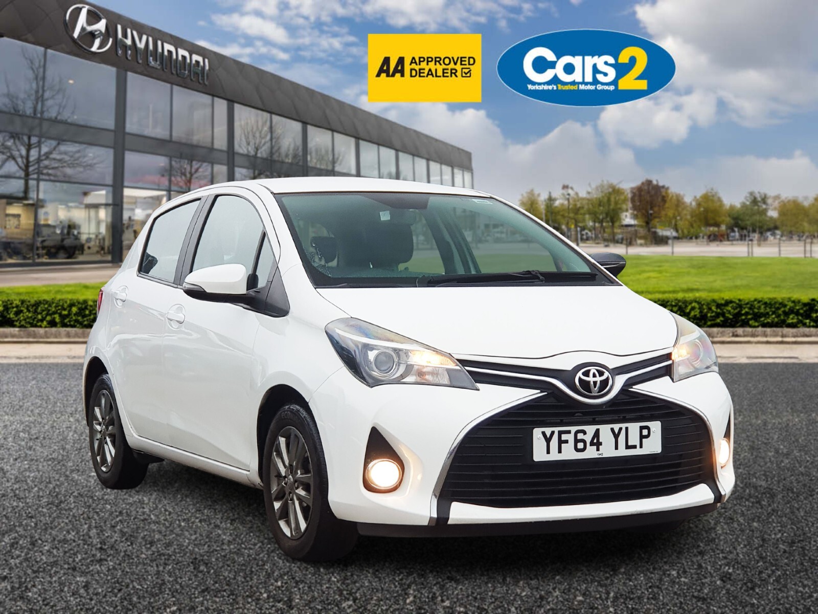 Main listing image - Toyota Yaris