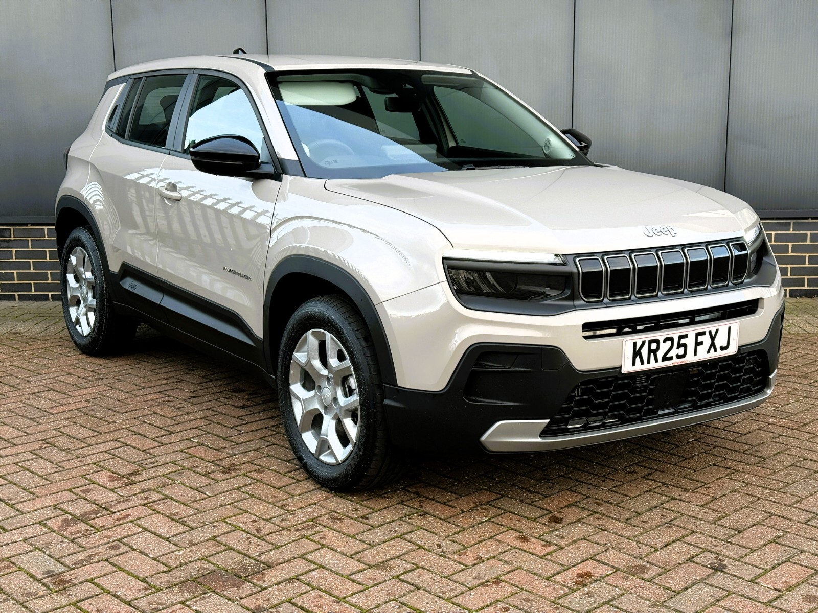 Main listing image - Jeep Avenger