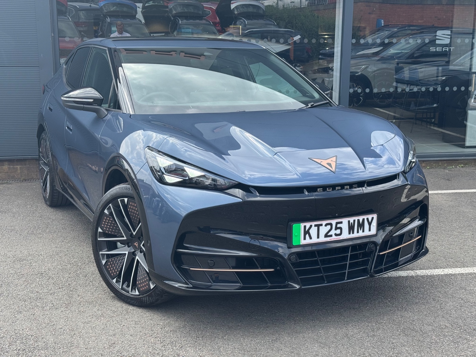 Main listing image - Cupra Tavascan