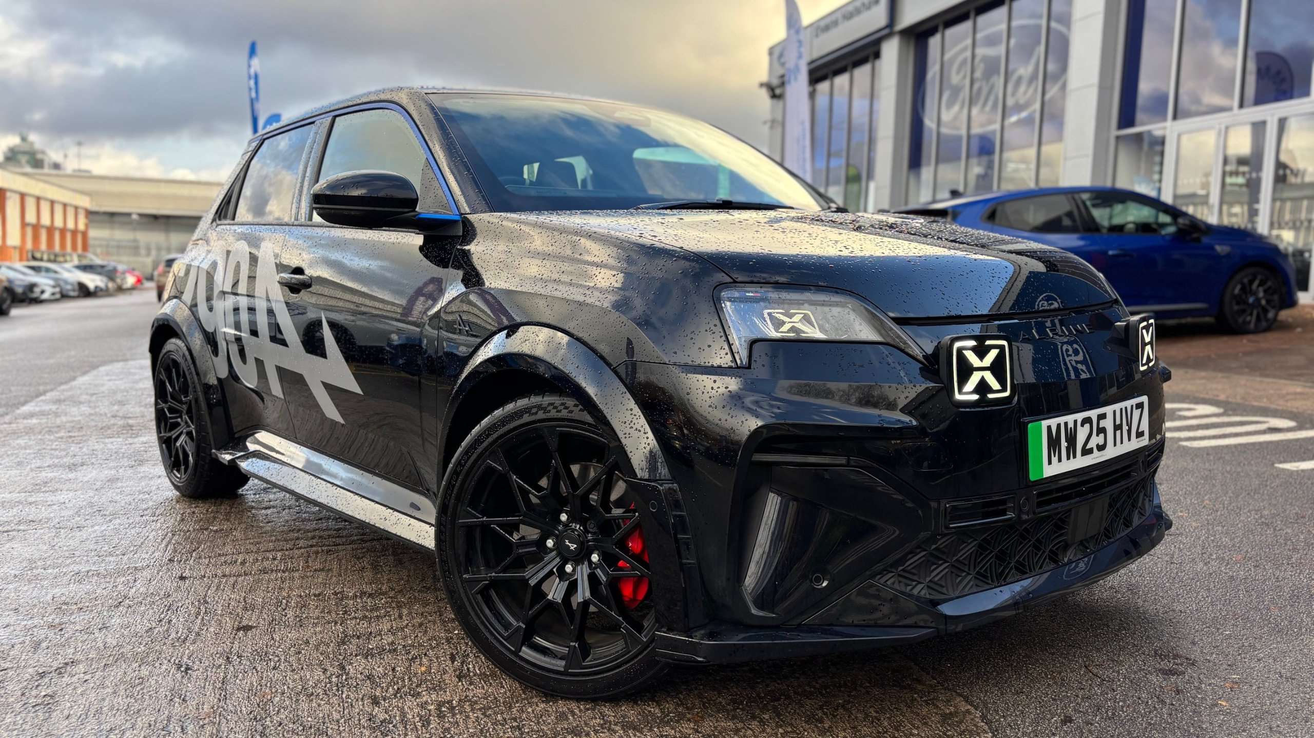 Main listing image - Alpine A290