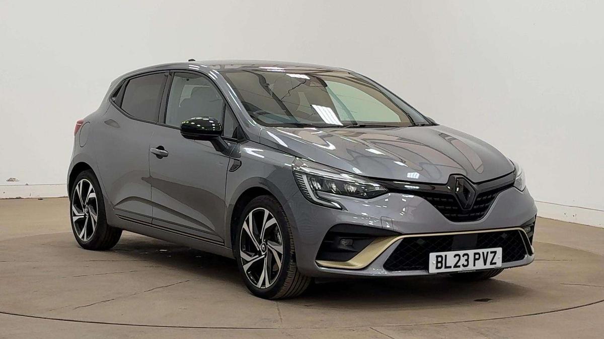 Main listing image - Renault Clio