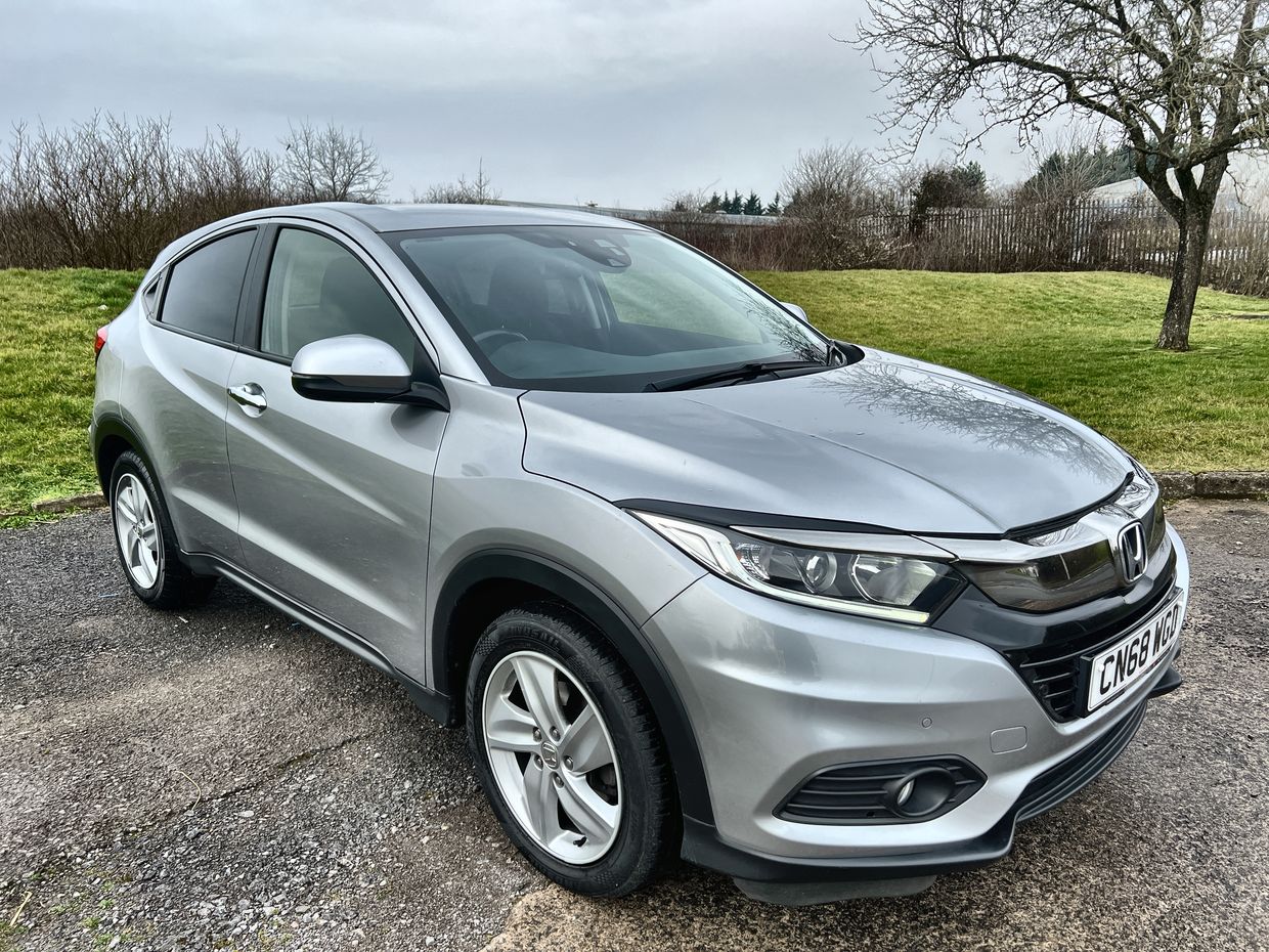 Main listing image - Honda HR-V