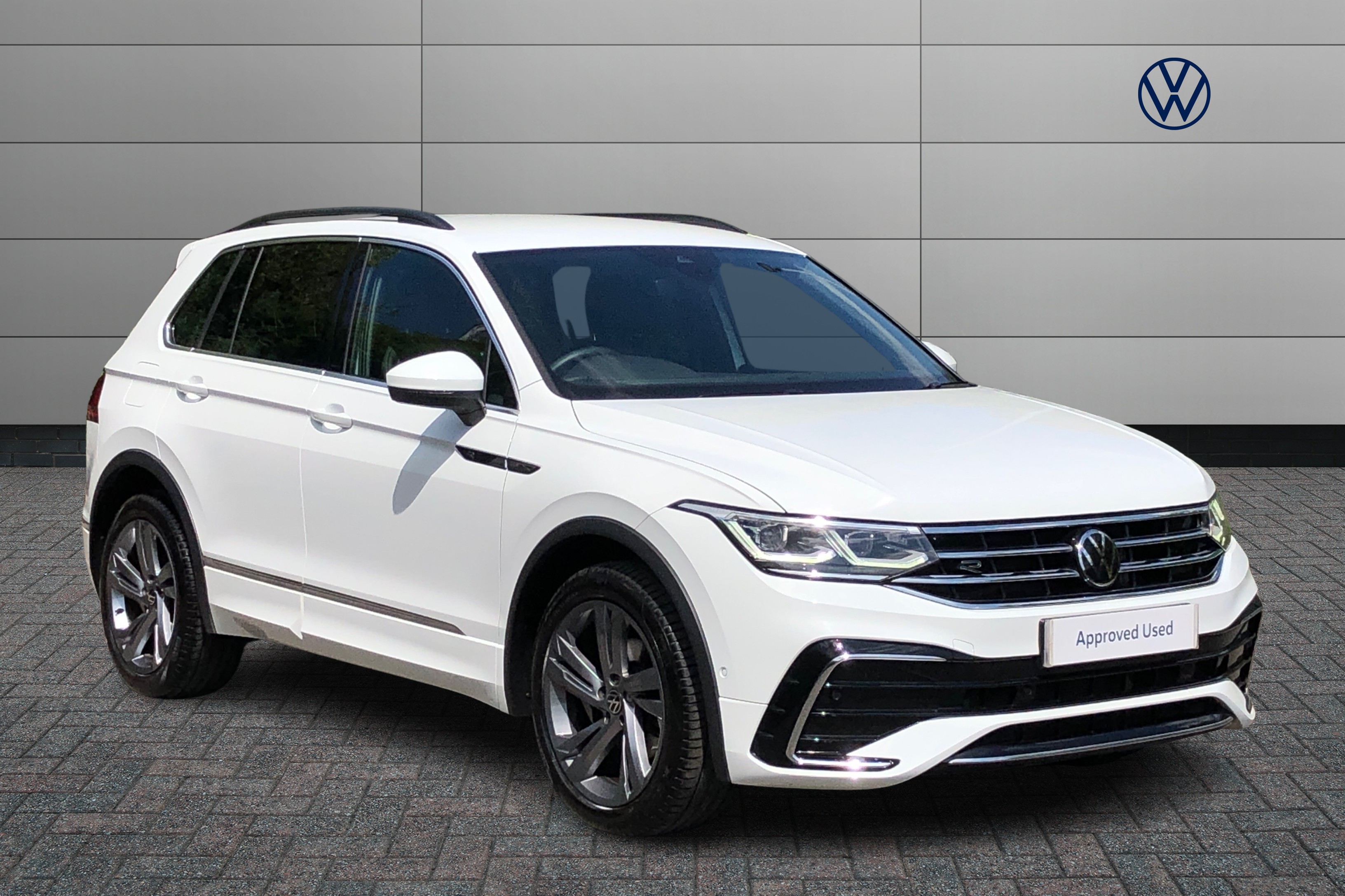 Main listing image - Volkswagen Tiguan