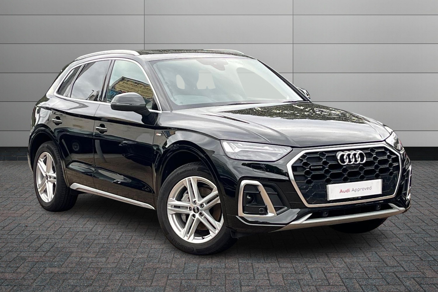 Main listing image - Audi Q5