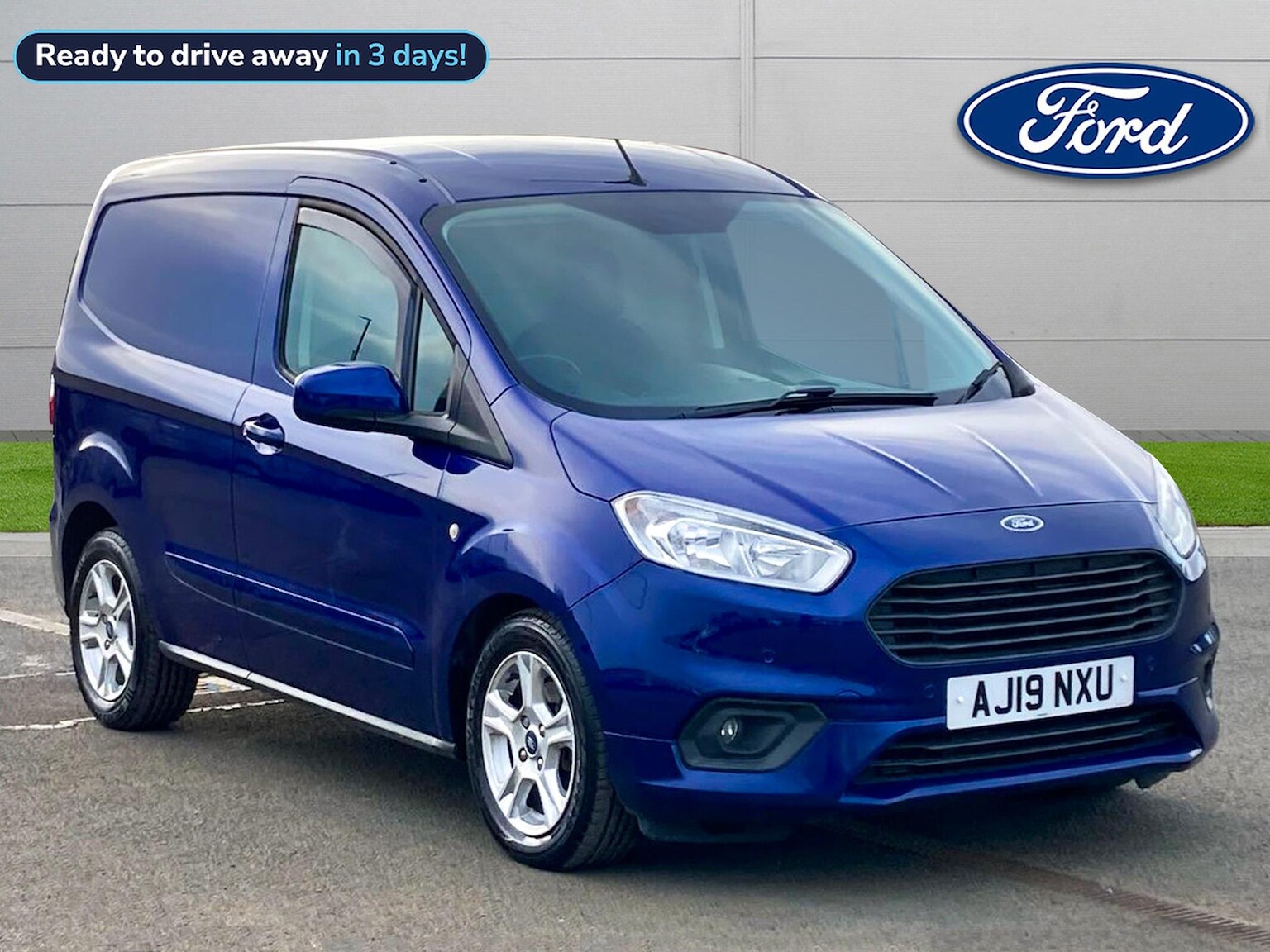 Main listing image - Ford Transit Courier