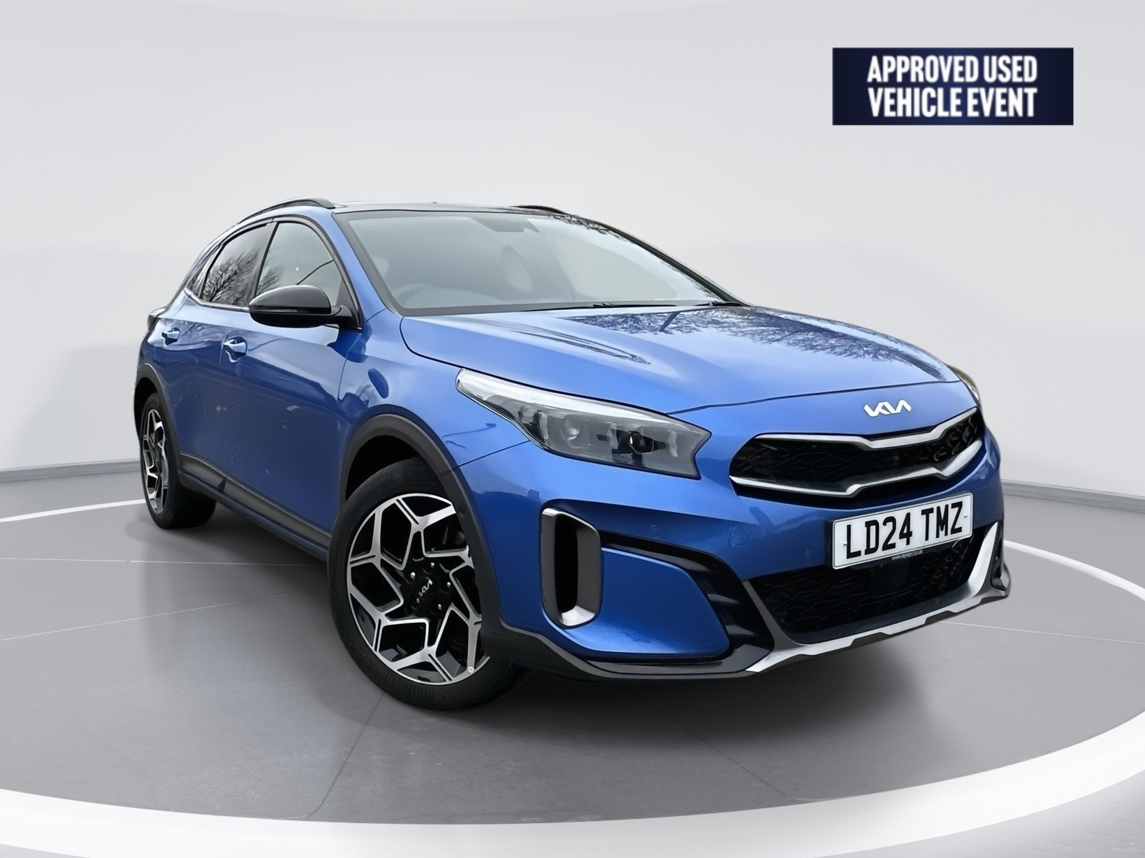 Main listing image - Kia XCeed