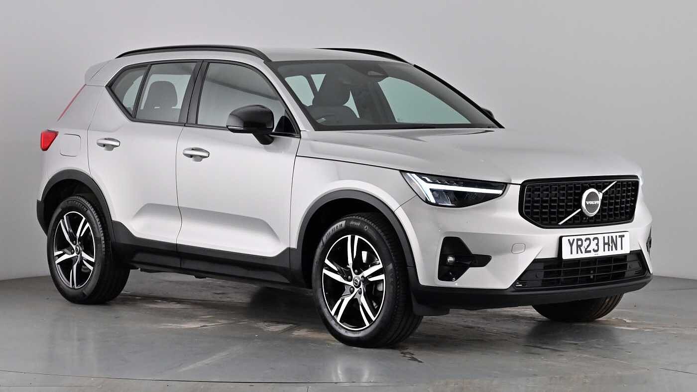Main listing image - Volvo XC40