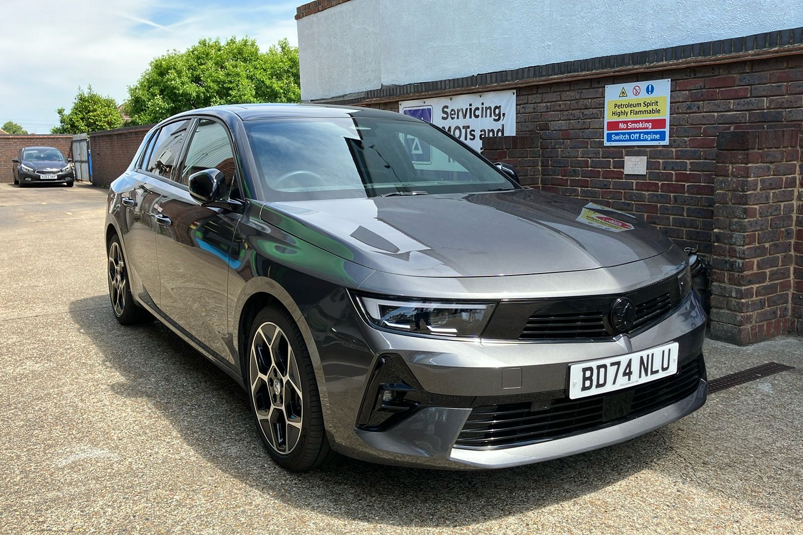 Main listing image - Vauxhall Astra
