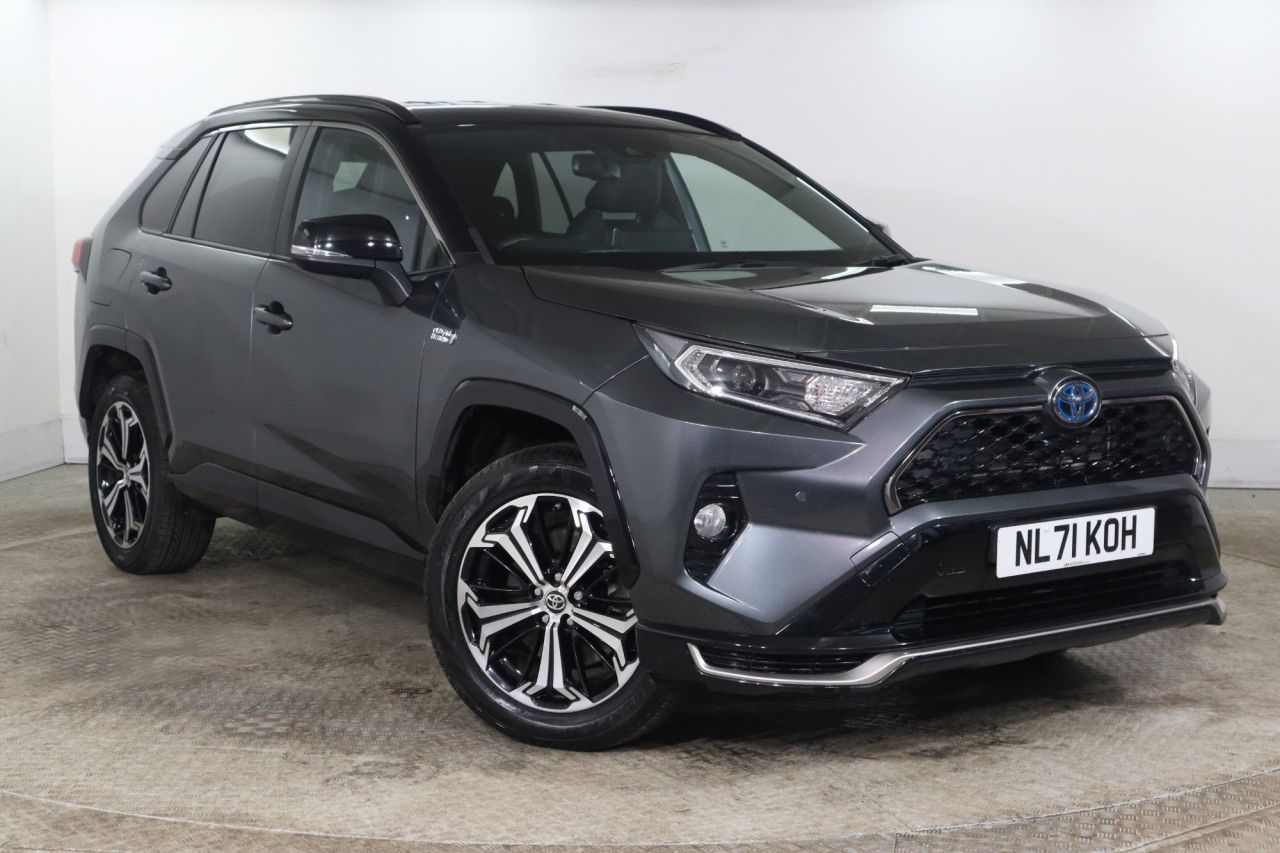 Main listing image - Toyota RAV4