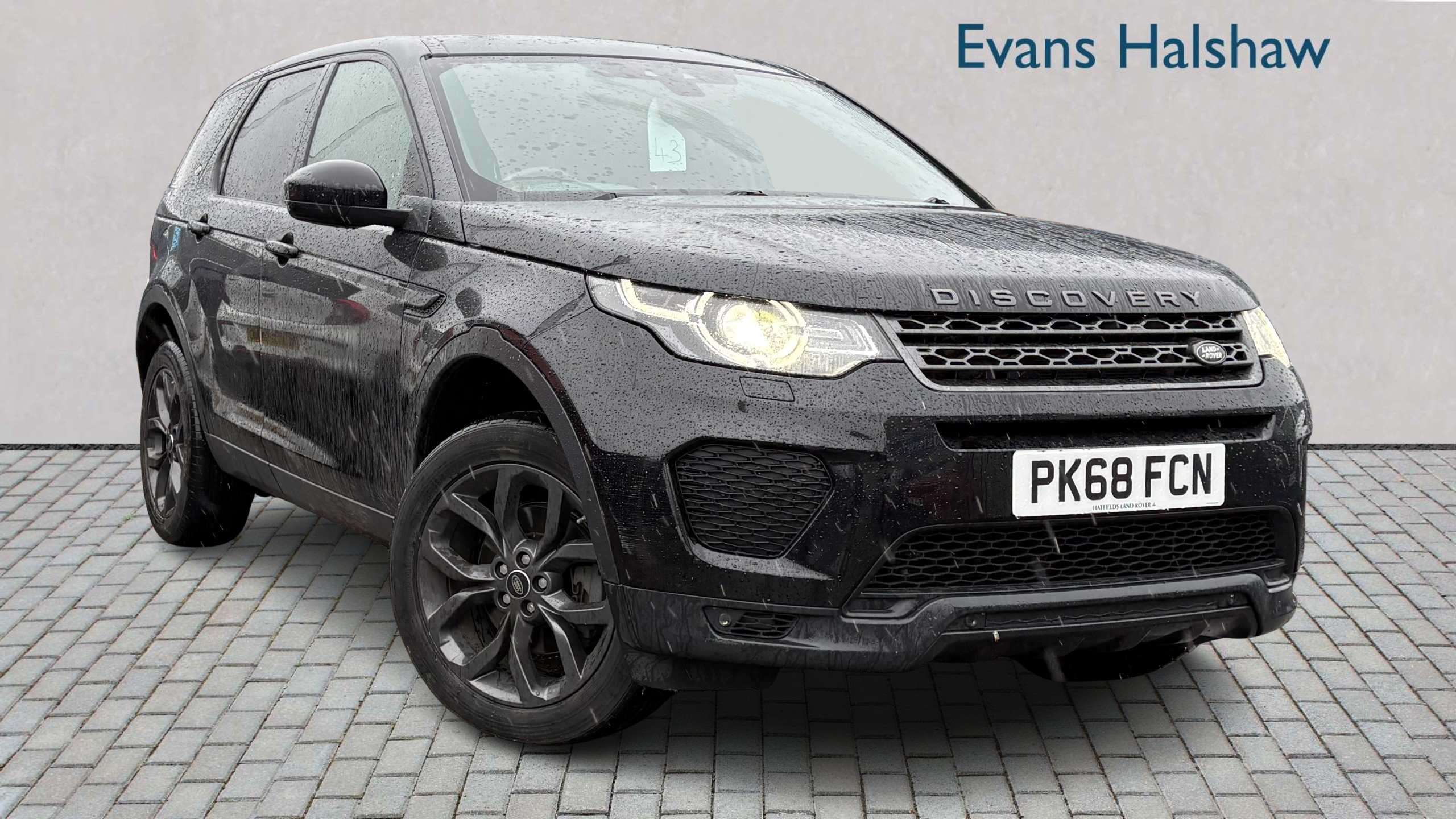 Main listing image - Land Rover Discovery Sport