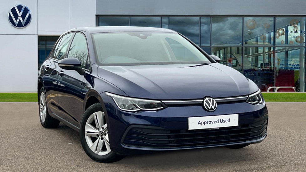 Main listing image - Volkswagen Golf