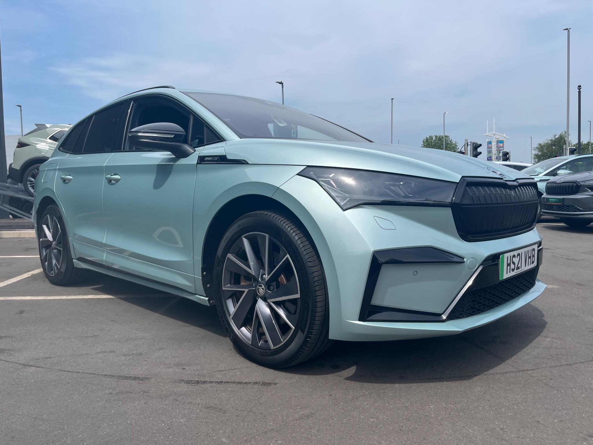 Main listing image - Skoda Enyaq