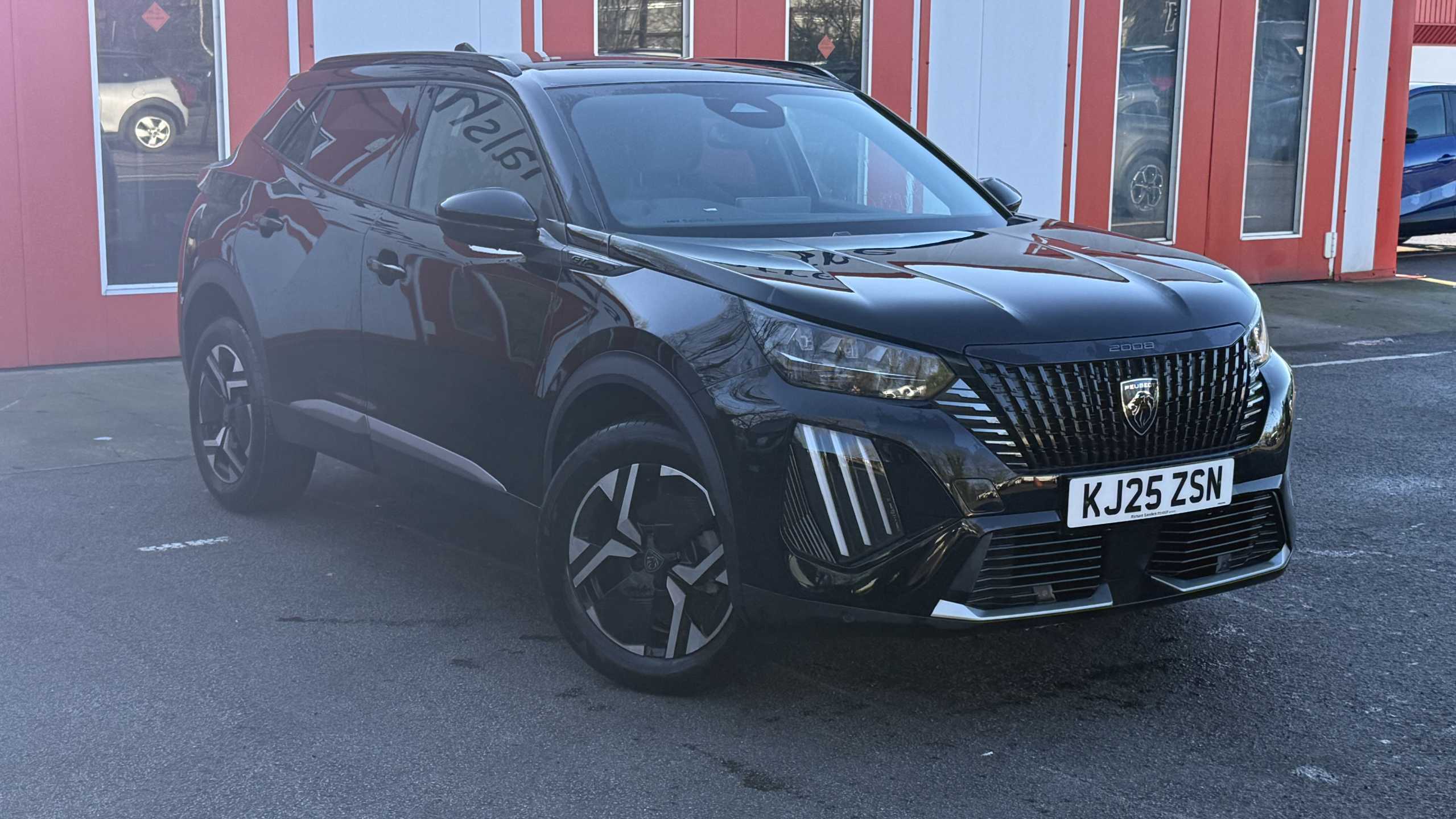 Main listing image - Peugeot 2008