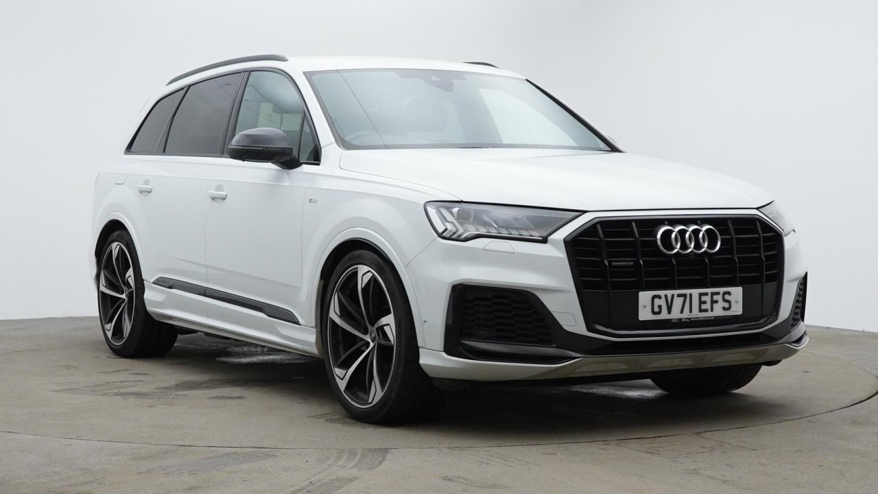 Main listing image - Audi Q7