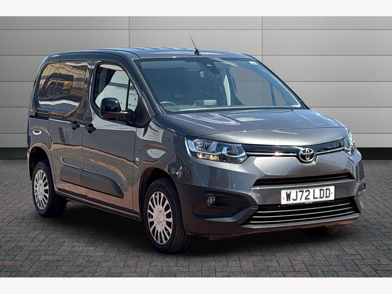Main listing image - Toyota Proace City