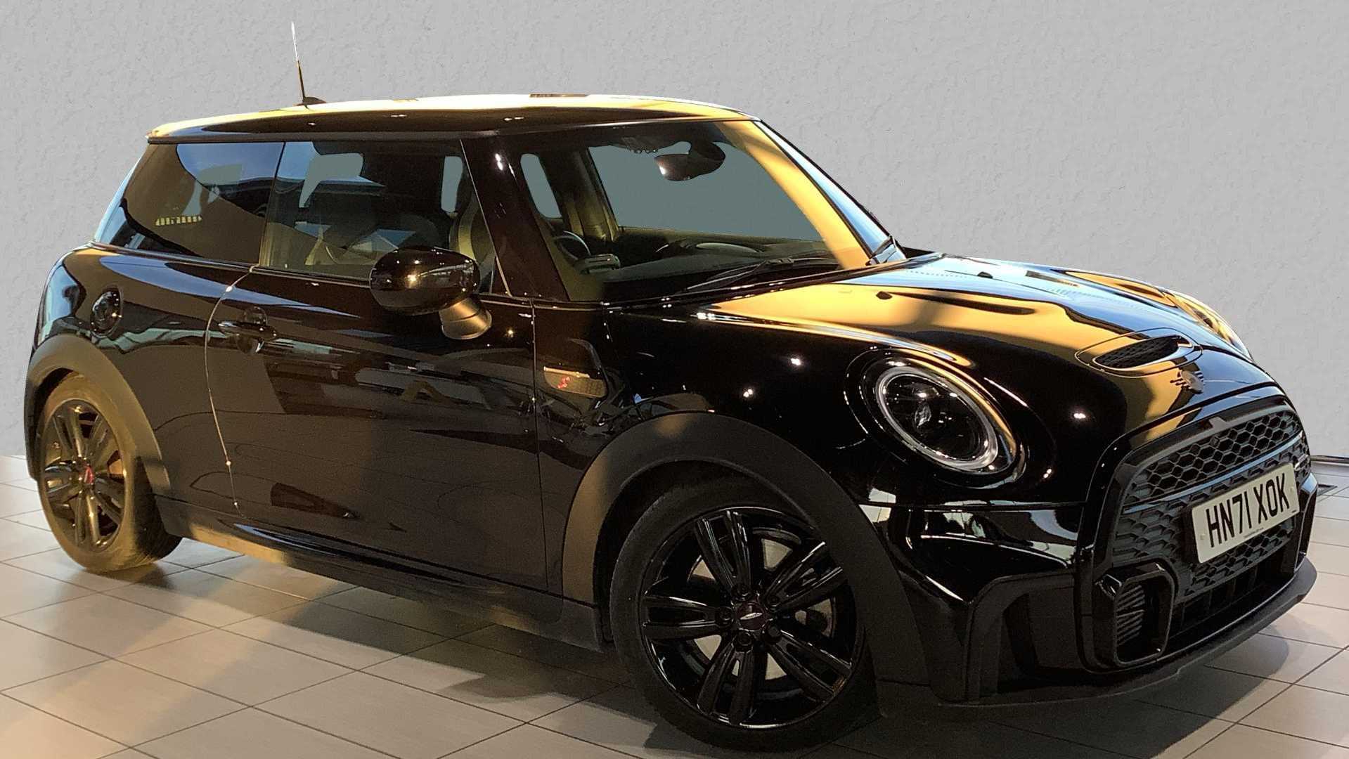 Main listing image - MINI Hatchback