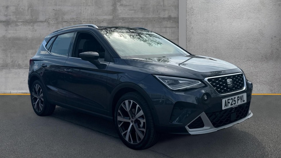Main listing image - SEAT Arona