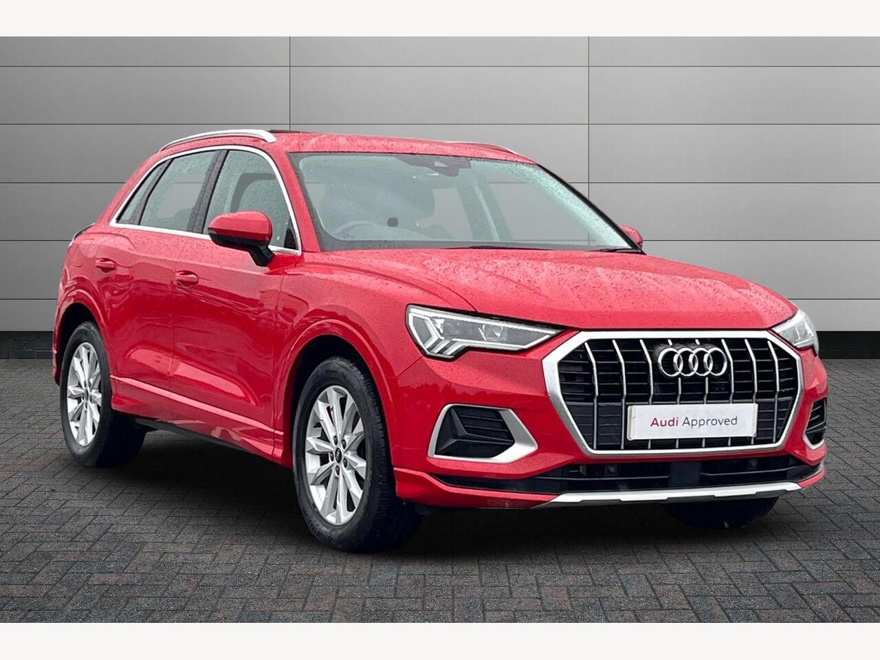 Main listing image - Audi Q3