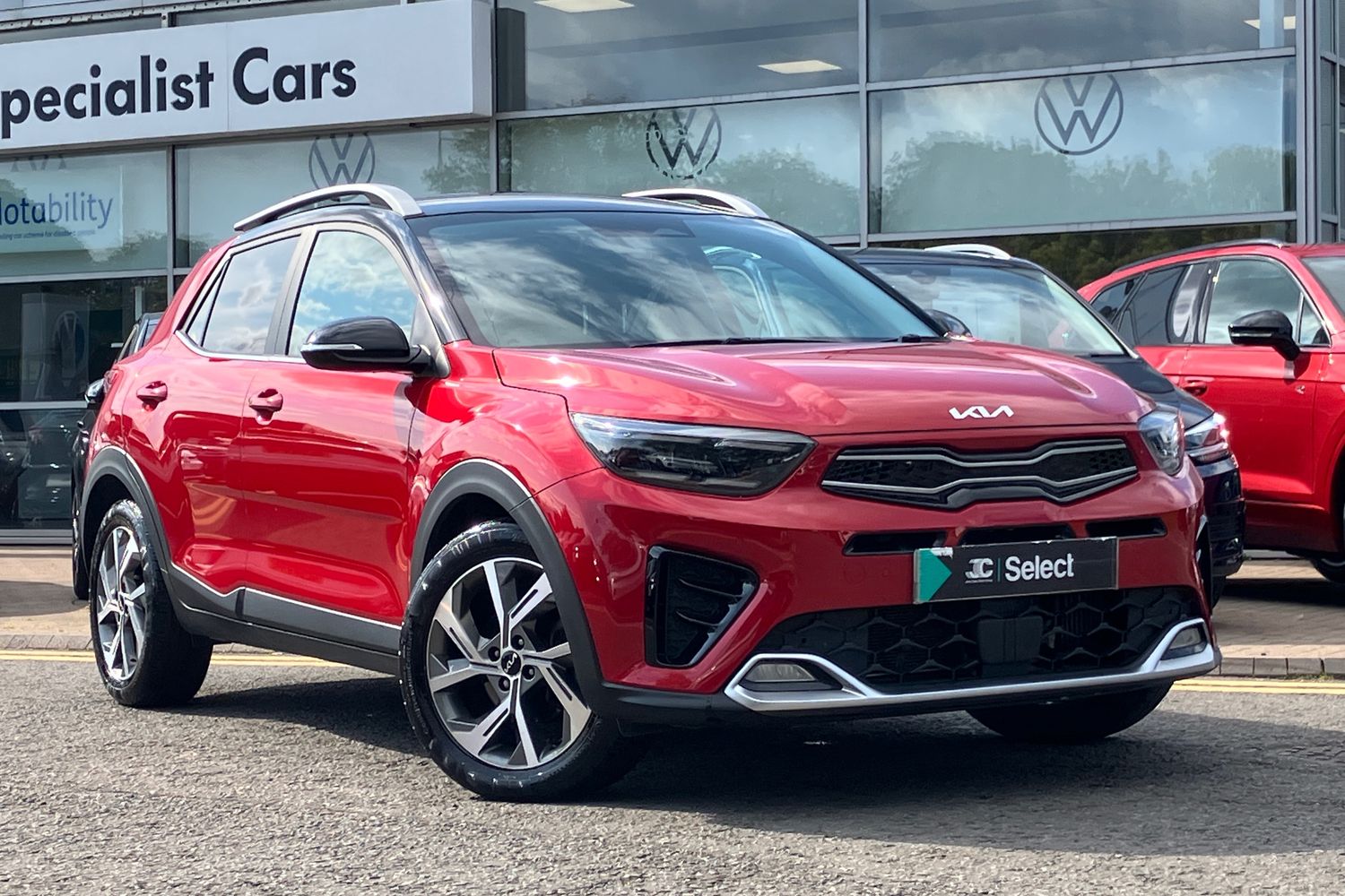 Main listing image - Kia Stonic