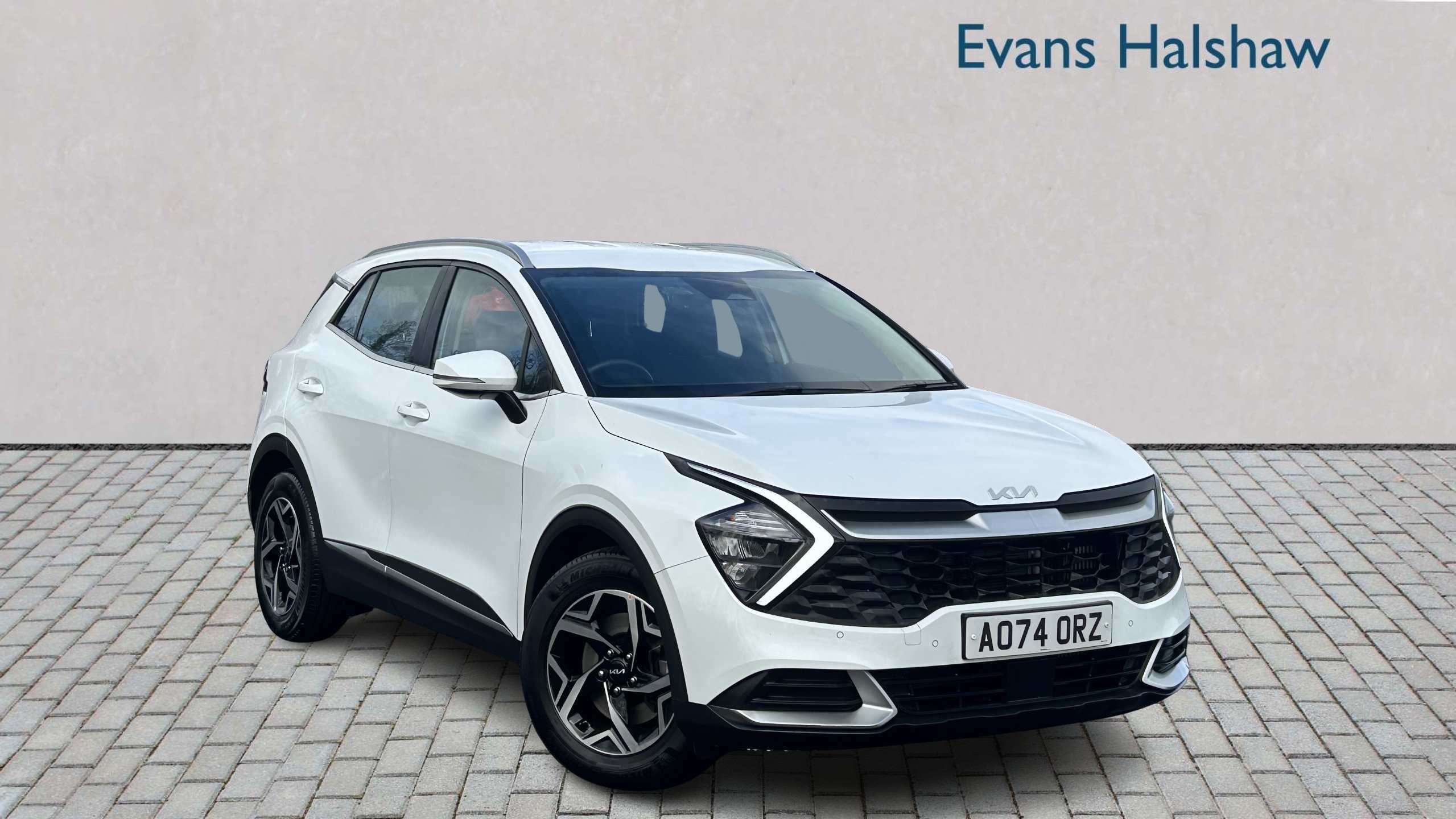 Main listing image - Kia Sportage