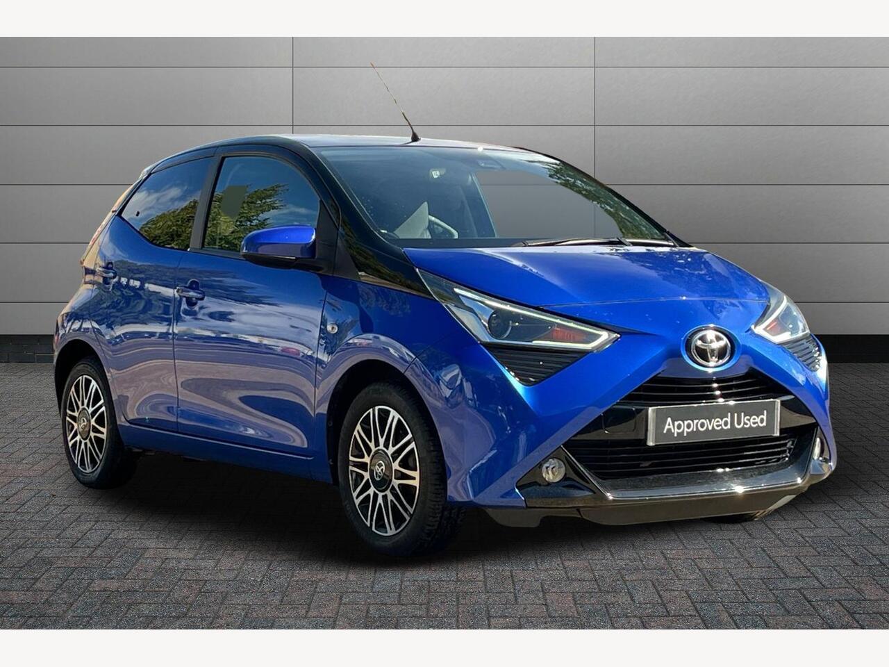 Main listing image - Toyota Aygo