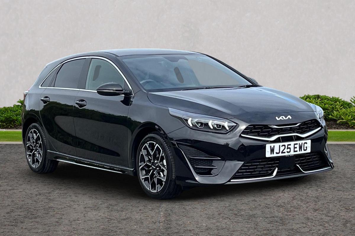 Main listing image - Kia Ceed