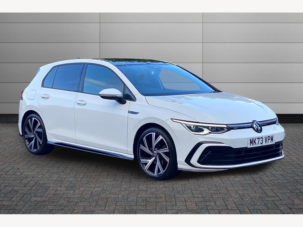 Main listing image - Volkswagen Golf