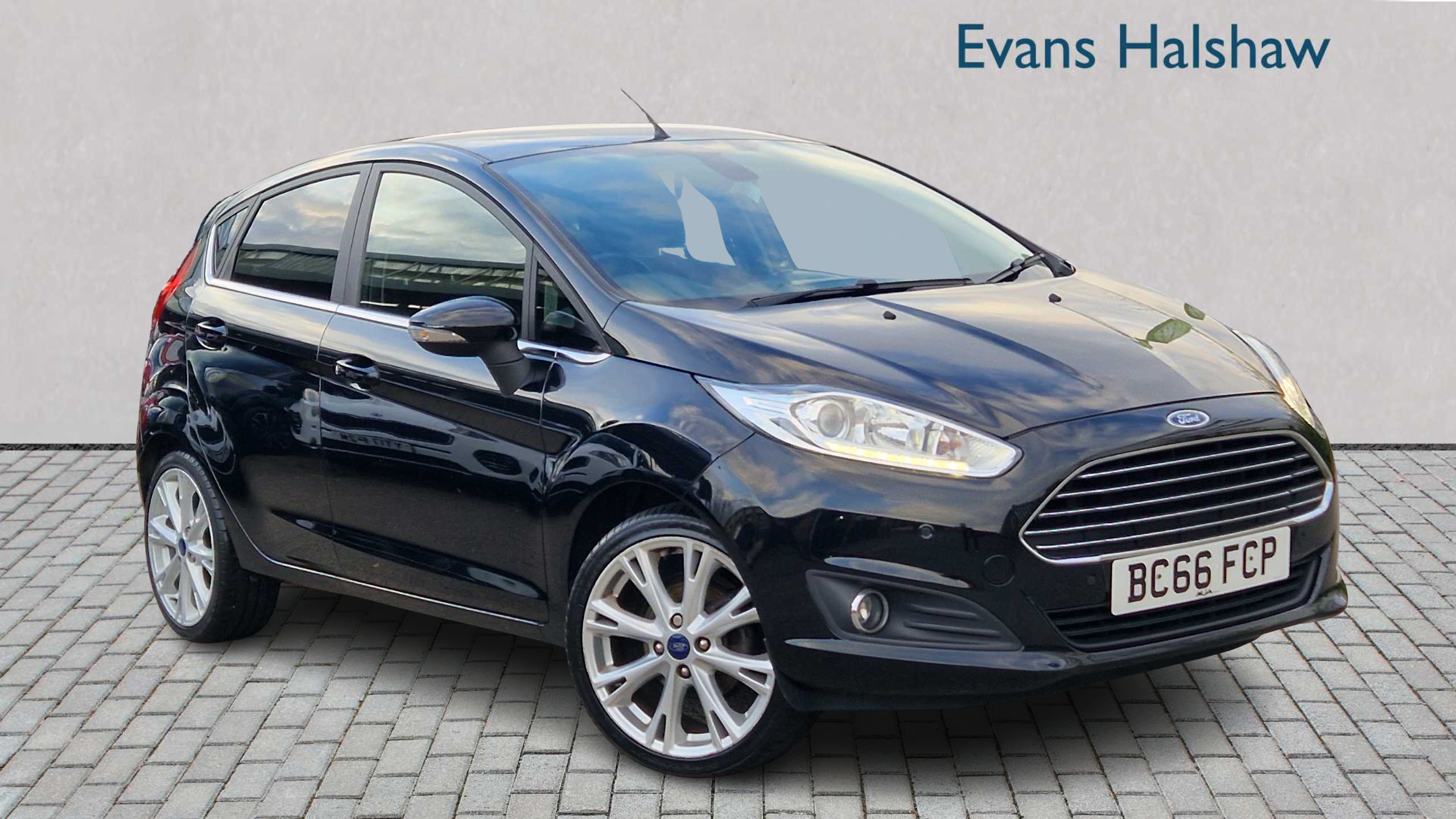Main listing image - Ford Fiesta