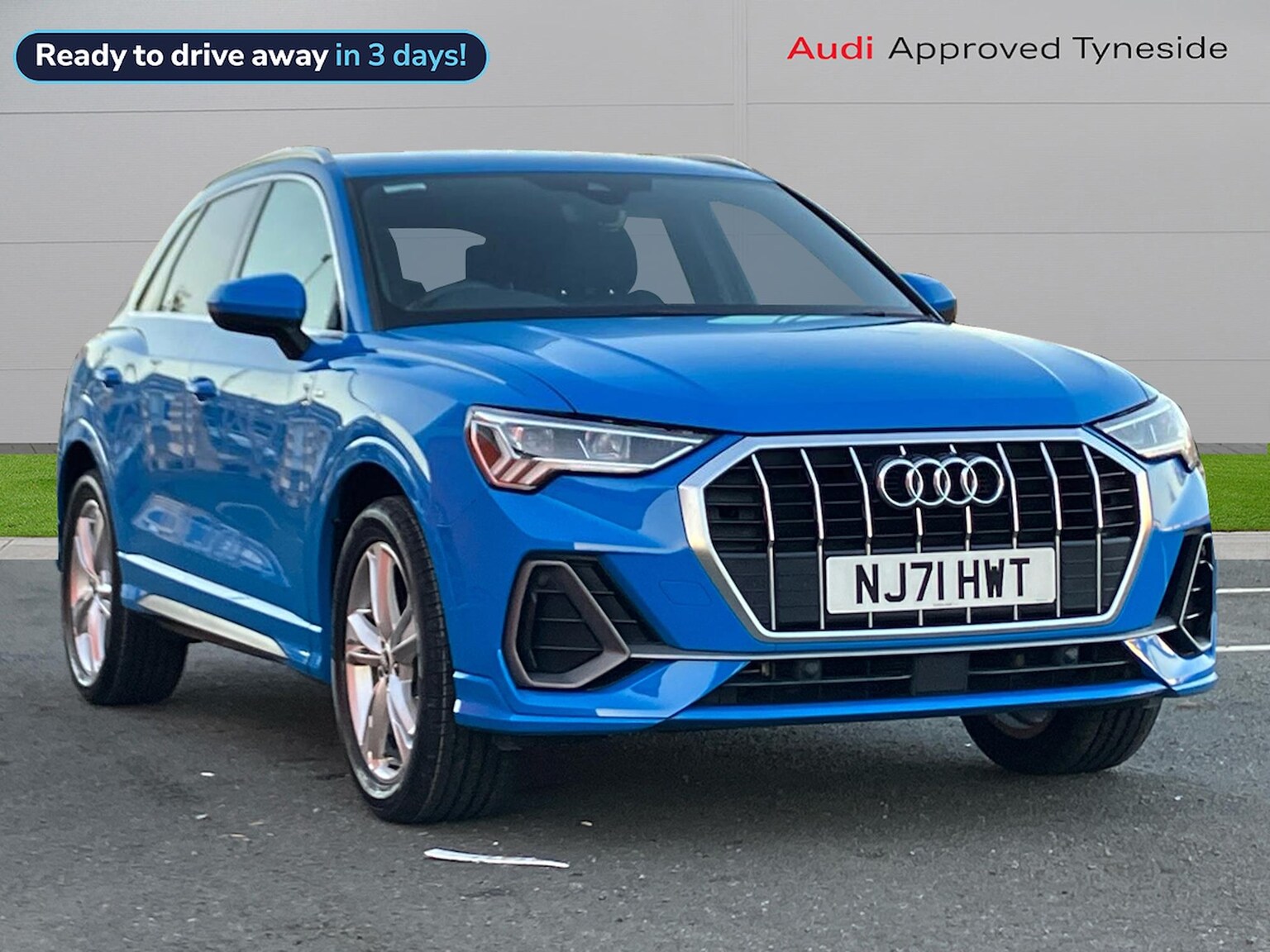 Main listing image - Audi Q3