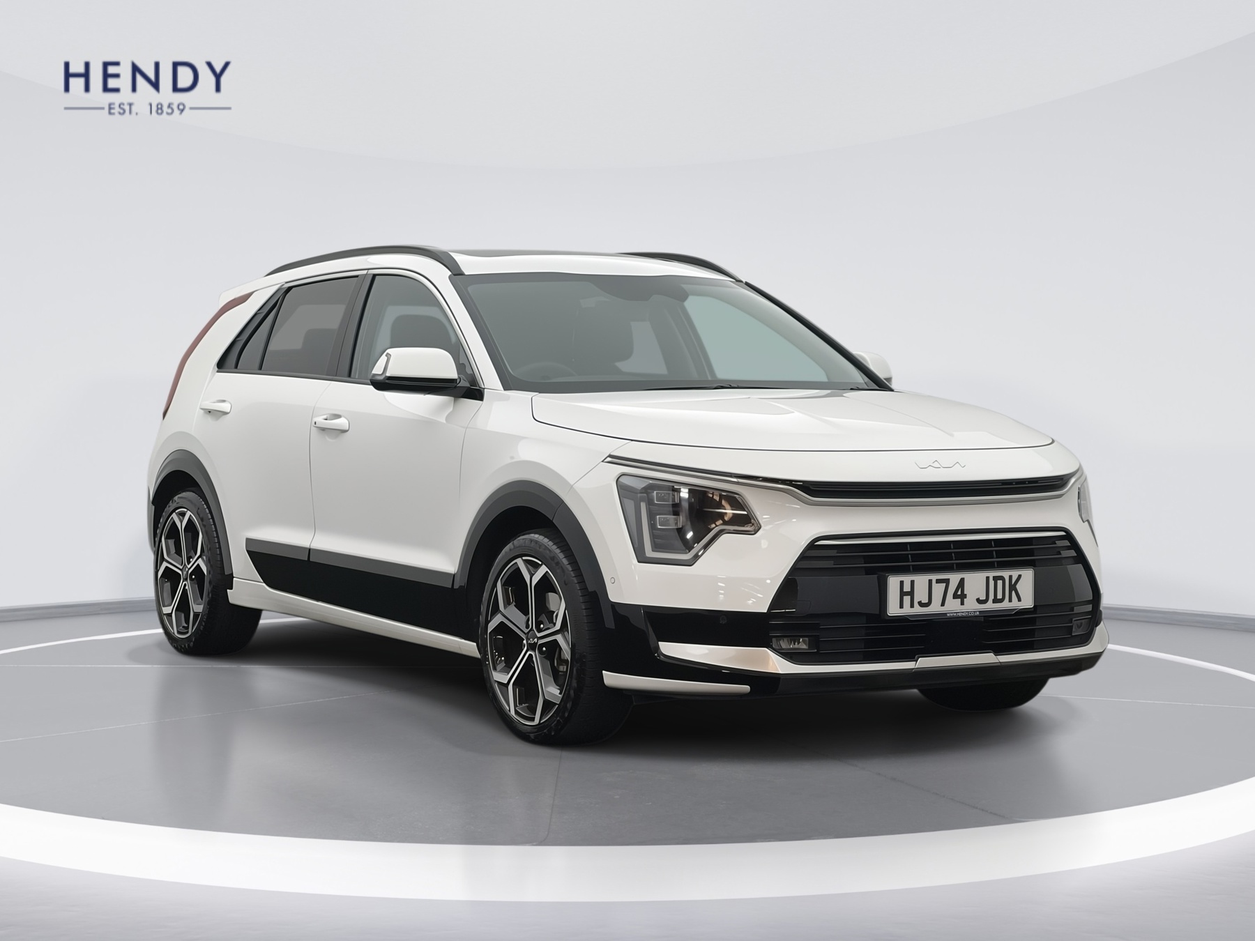 Main listing image - Kia Niro